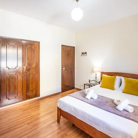 Royal Sandals By Algarve Vacation *