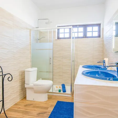 Royal Sandals - Com Bbq E Piscina Aquecivel Em Villa